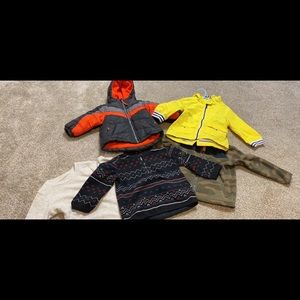 Winter jacket/raincoat/fleece jacket/sweater